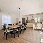Pepina Villa